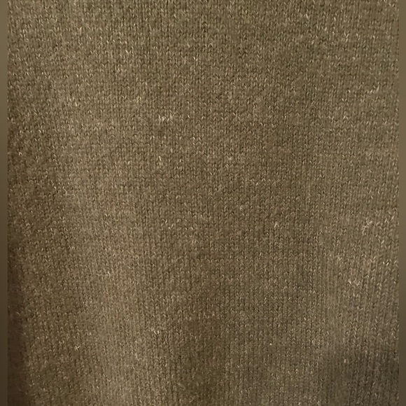 Calvin Klein olive green sweater - Picture 2 of 3